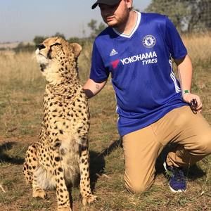 Meet your Posher, Casey